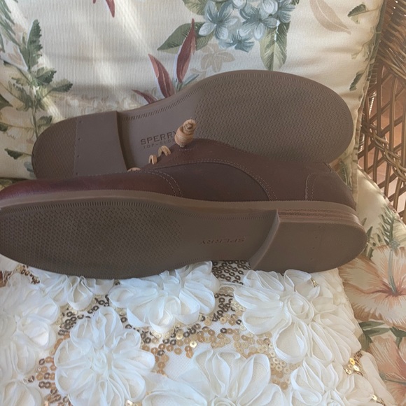 NWOB 9 Sperry - Picture 4 of 8